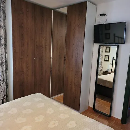 Rosy Puerta Del Sol Appartement *